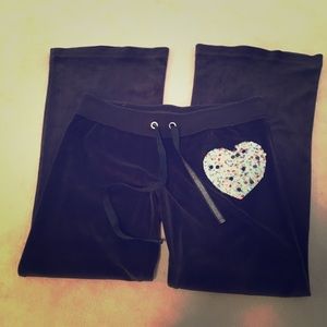 Velour heart VS pants ❤️